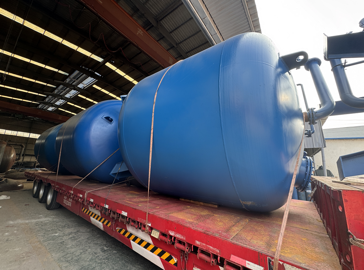 【川一股份】150T過(guò)濾+150T軟化設(shè)備裝車(chē)發(fā)往新疆庫(kù)爾勒市